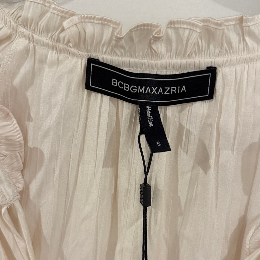 BCBGMaxAzria Cream Ruffled Blouse - Picture 4 of 13